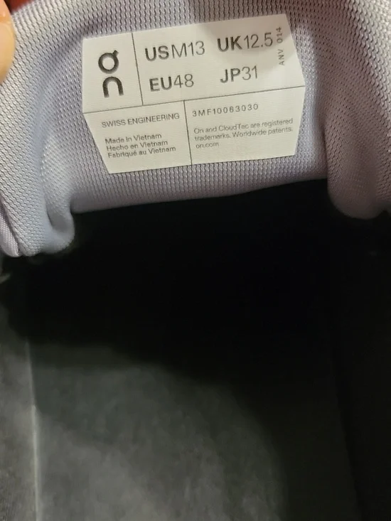 On Running Cloud Mens Lightweight Running Shoes - Gray. - Picture 5 of 7